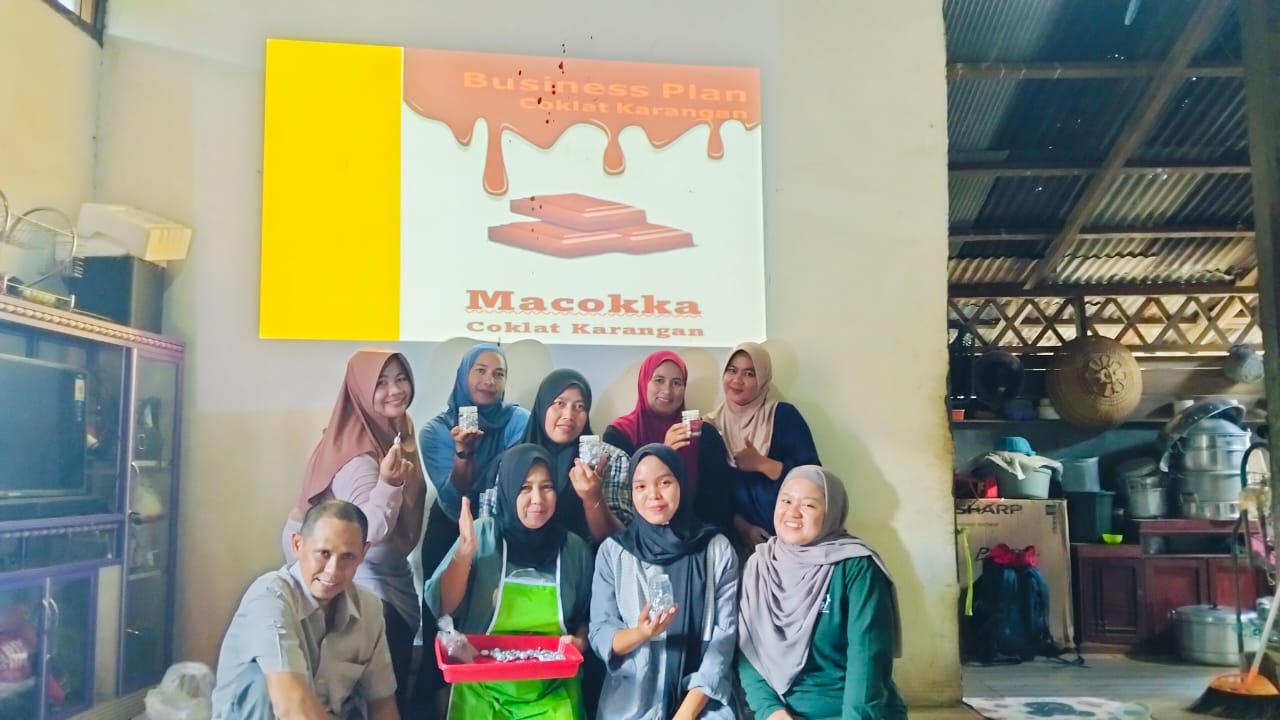 Permen Cokelat ‘Macokka’ Jadi Harapan Baru Ekonomi Perempuan Karangan Ilir